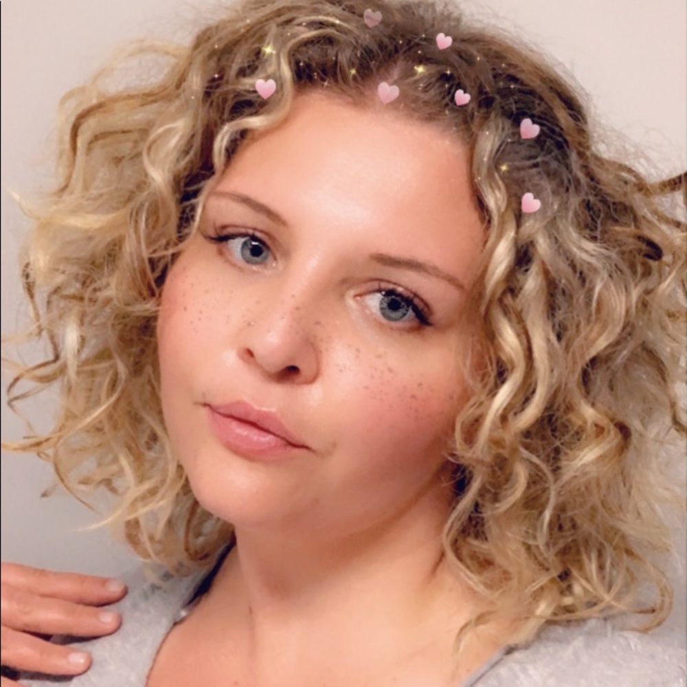 Meet your Posher, Jessica